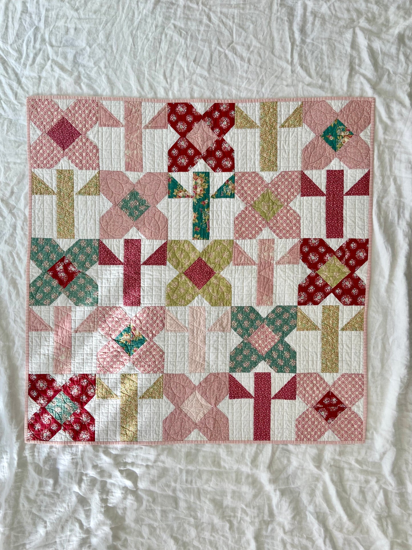 ‘Flower Daze’ Quilt & Matching Toddler Pillow Case- One of a kind